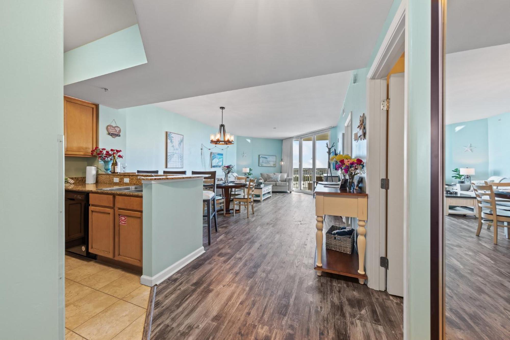 5 Star Resort 11Th Fl Stunning Sunrise 2Br 2Ba King Suite,Pools ,Shuttle Or Walk To Beach Destin Exterior photo